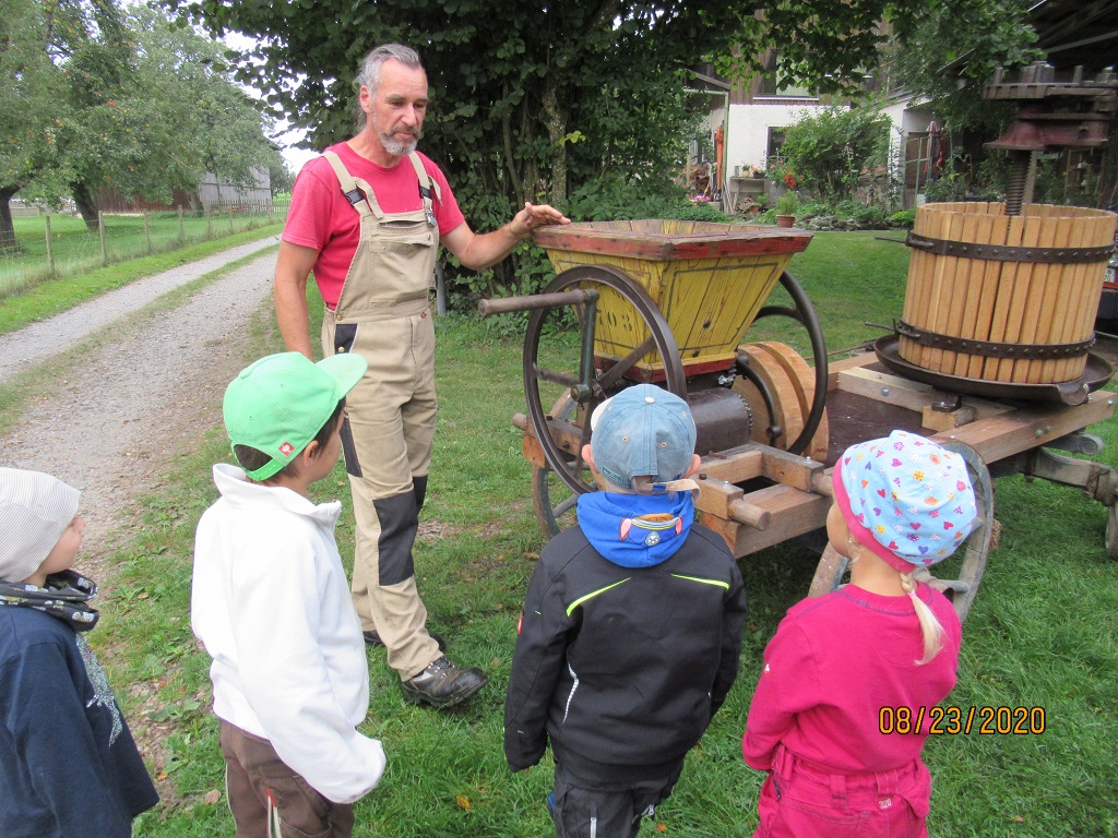 ZeitungsberichtBild2